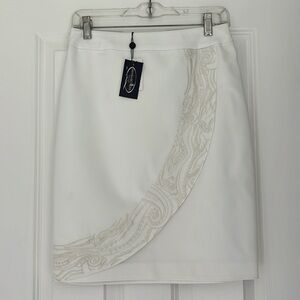 NWT Magaschoni embroidered skirt